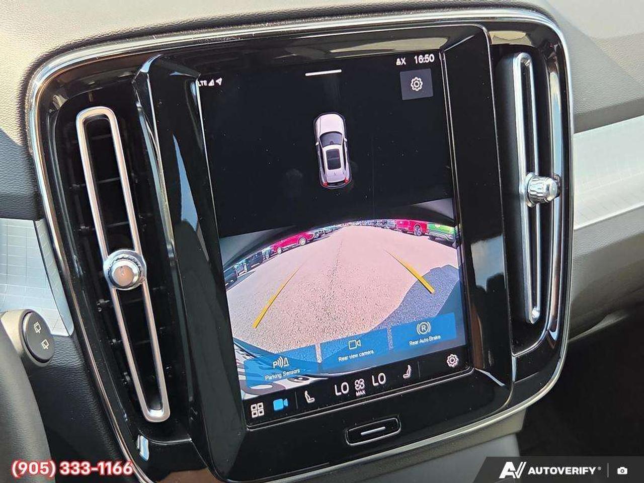 2023 Volvo XC40 B5 Core Apple CarPlay & Android Auto • Heated Front Seats • Lane Assist • Power Driver Seat • Rear Parking Sensors • Siri Photo