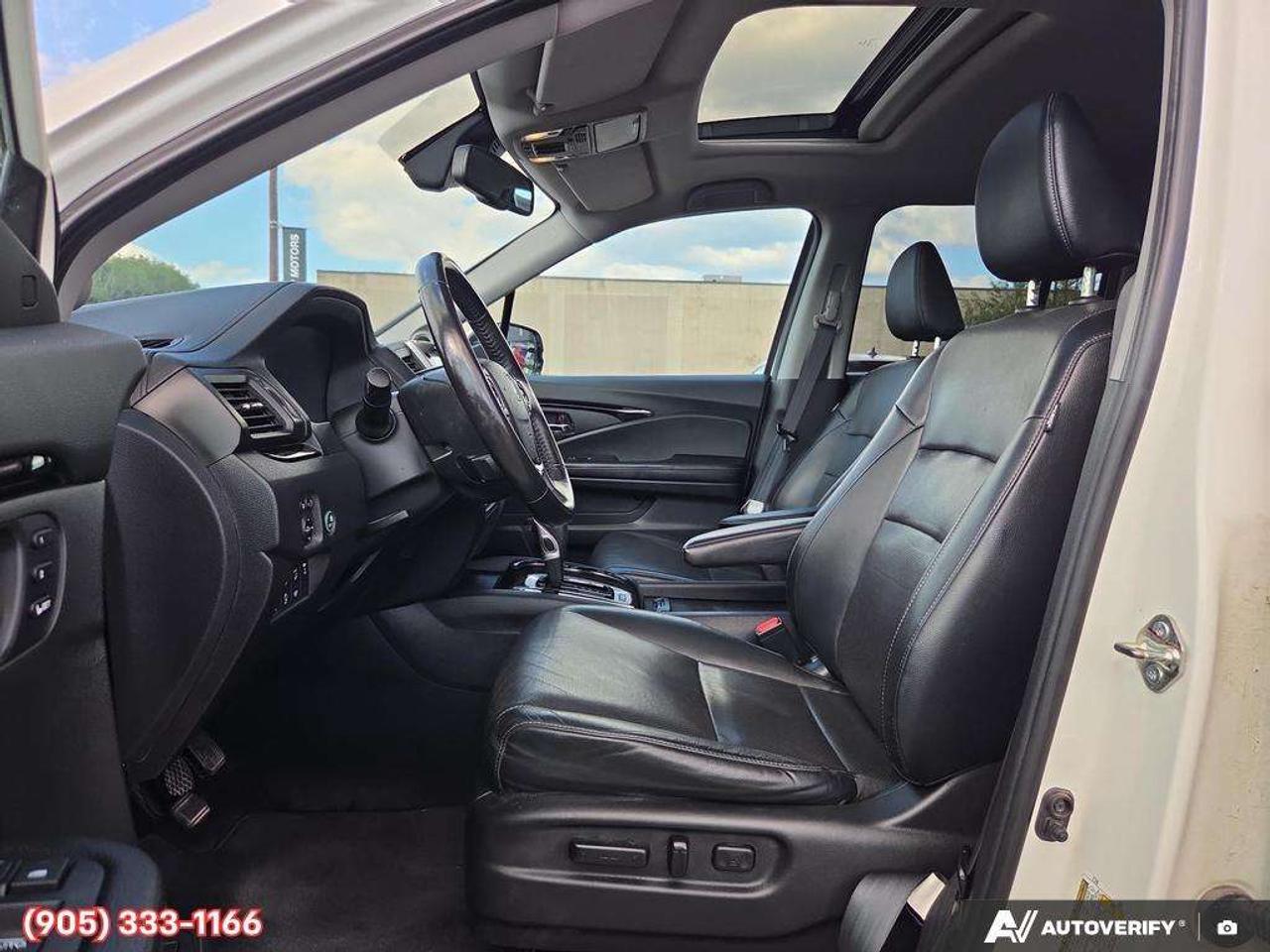 2019 Honda Ridgeline Touring Apple CarPlay & Android Auto • Power Sunroof • Heated & Cooled Seats • Remote Start System • Navigation System • Photo