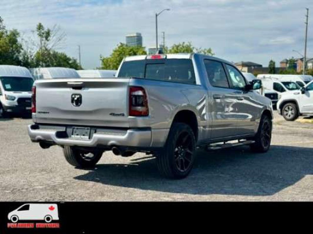 2023 RAM 1500 SPORT eTorque Crew Cab 4x4 V8 5.7FT Box Photo