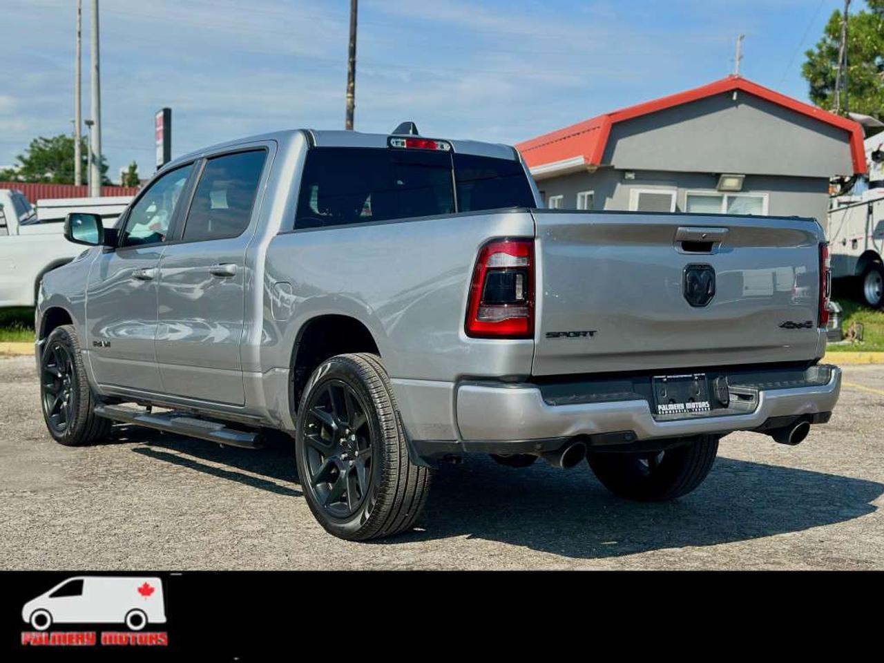 2023 RAM 1500 SPORT eTorque Crew Cab 4x4 V8 5.7FT Box Photo