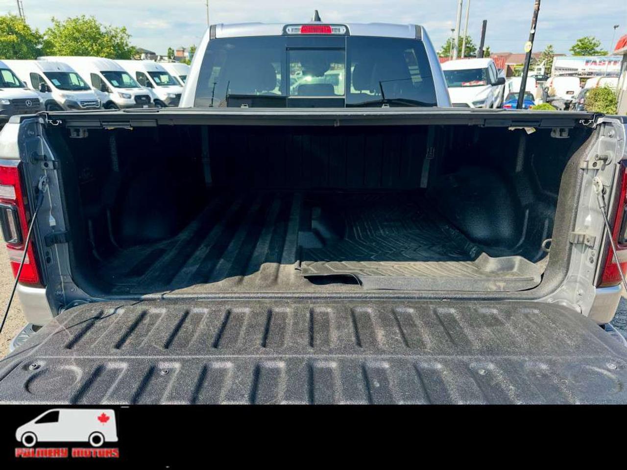 2023 RAM 1500 SPORT eTorque Crew Cab 4x4 V8 5.7FT Box Photo