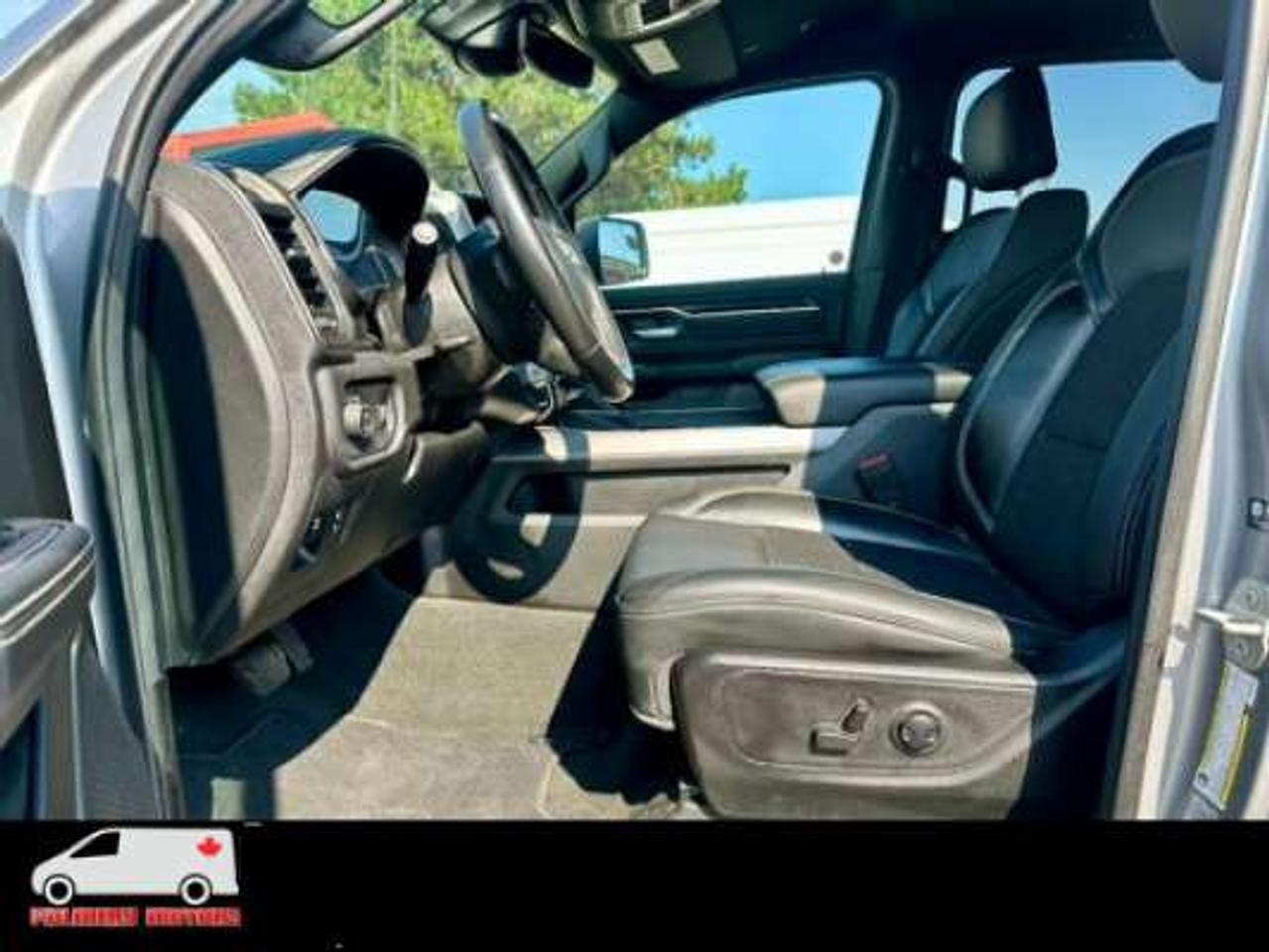 2023 RAM 1500 SPORT eTorque Crew Cab 4x4 V8 5.7FT Box Photo