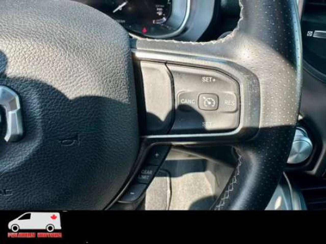 2023 RAM 1500 SPORT eTorque Crew Cab 4x4 V8 5.7FT Box Photo