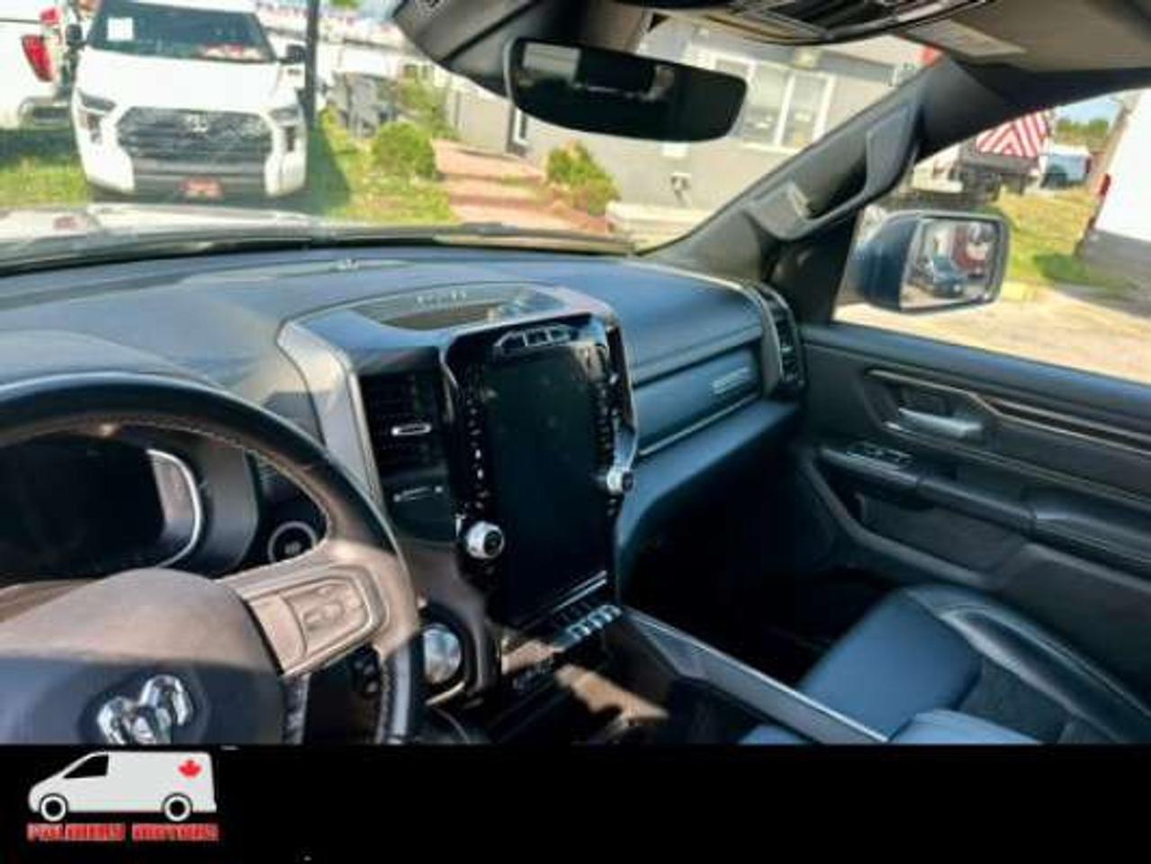 2023 RAM 1500 SPORT eTorque Crew Cab 4x4 V8 5.7FT Box Photo