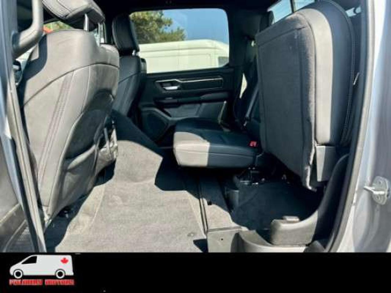 2023 RAM 1500 SPORT eTorque Crew Cab 4x4 V8 5.7FT Box Photo