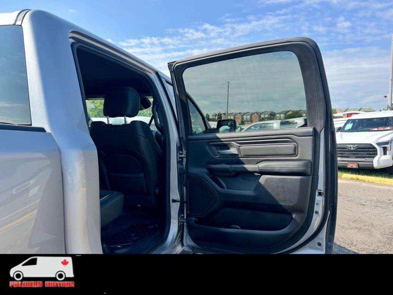 2023 RAM 1500 SPORT eTorque Crew Cab 4x4 V8 5.7FT Box Photo