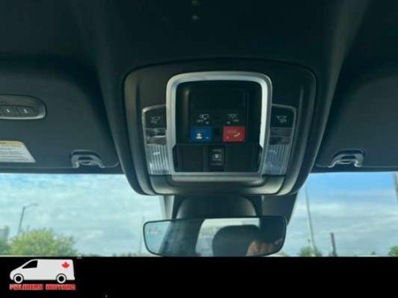 2023 RAM 1500 SPORT eTorque Crew Cab 4x4 V8 5.7FT Box Photo