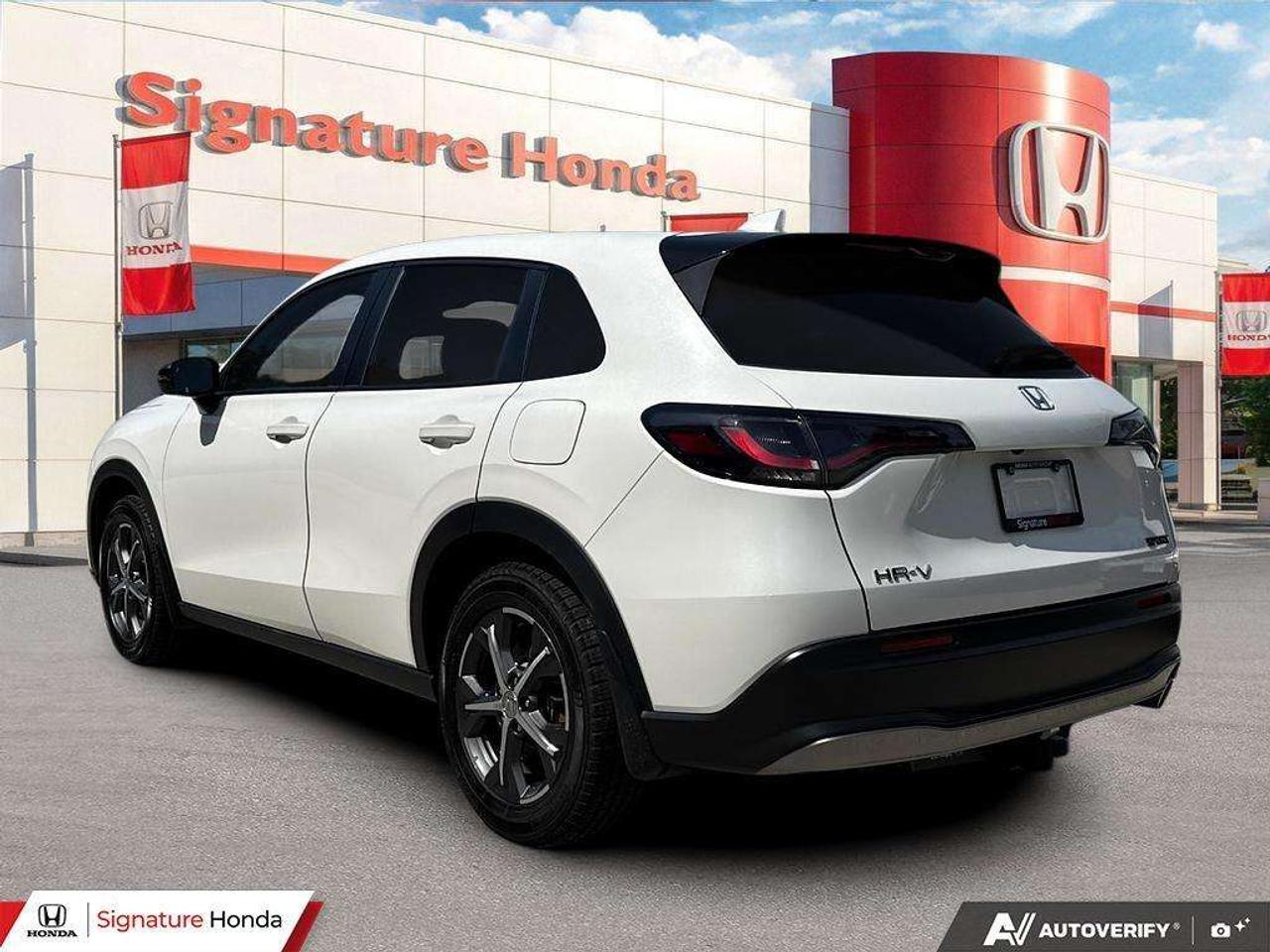 2025 Honda HR-V Sport Photo