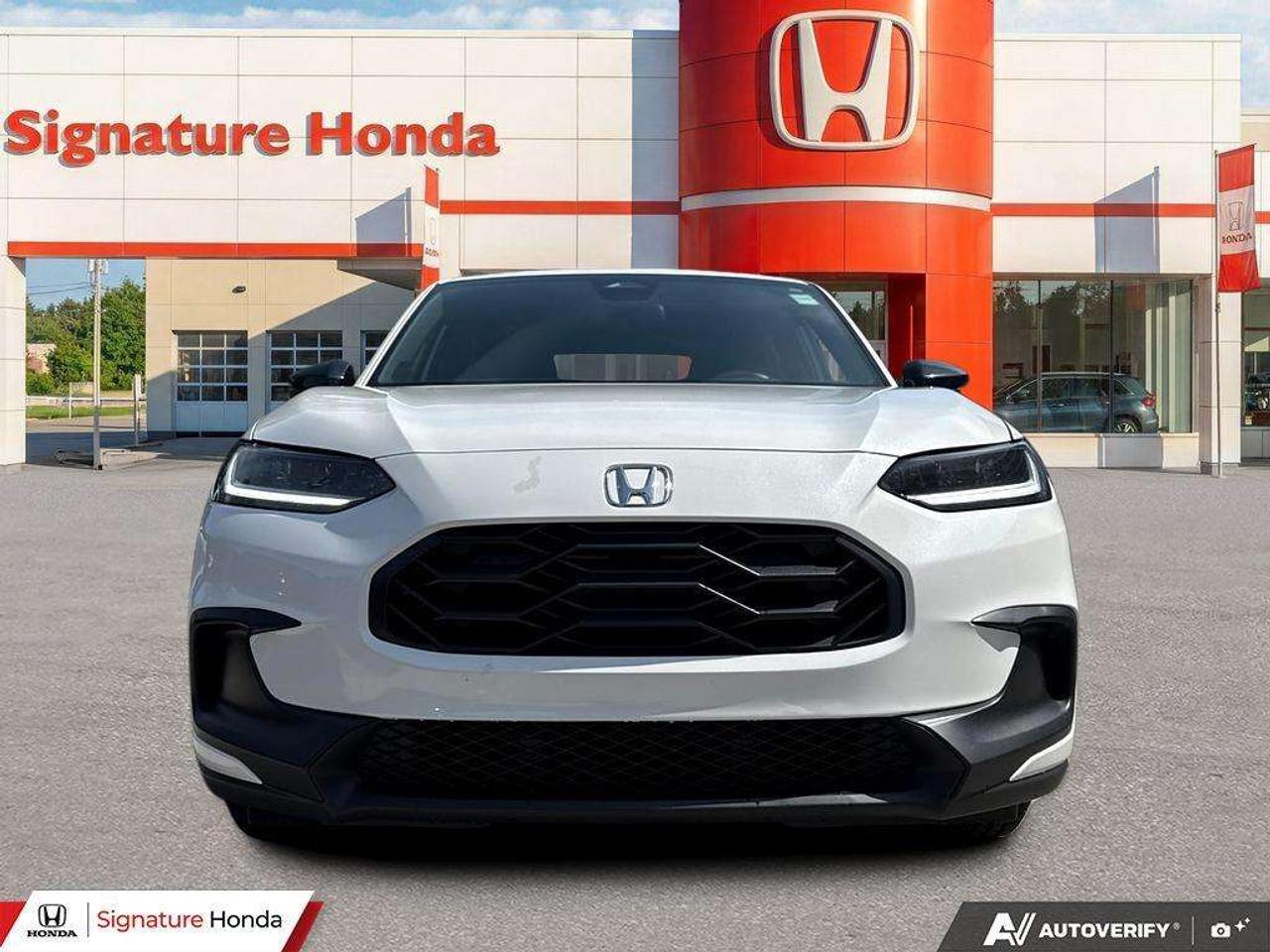 2025 Honda HR-V Sport Photo5