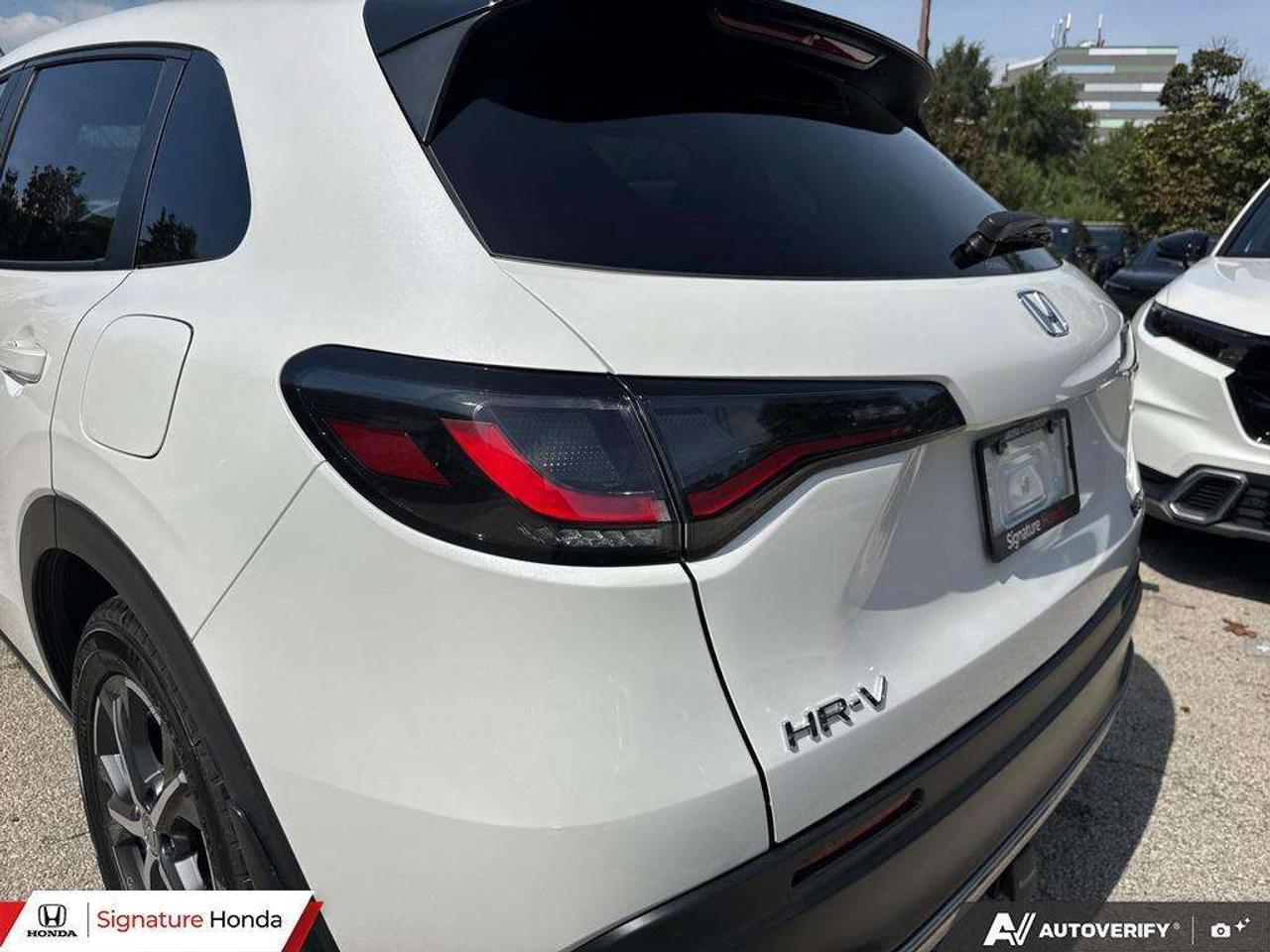 2025 Honda HR-V Sport Photo