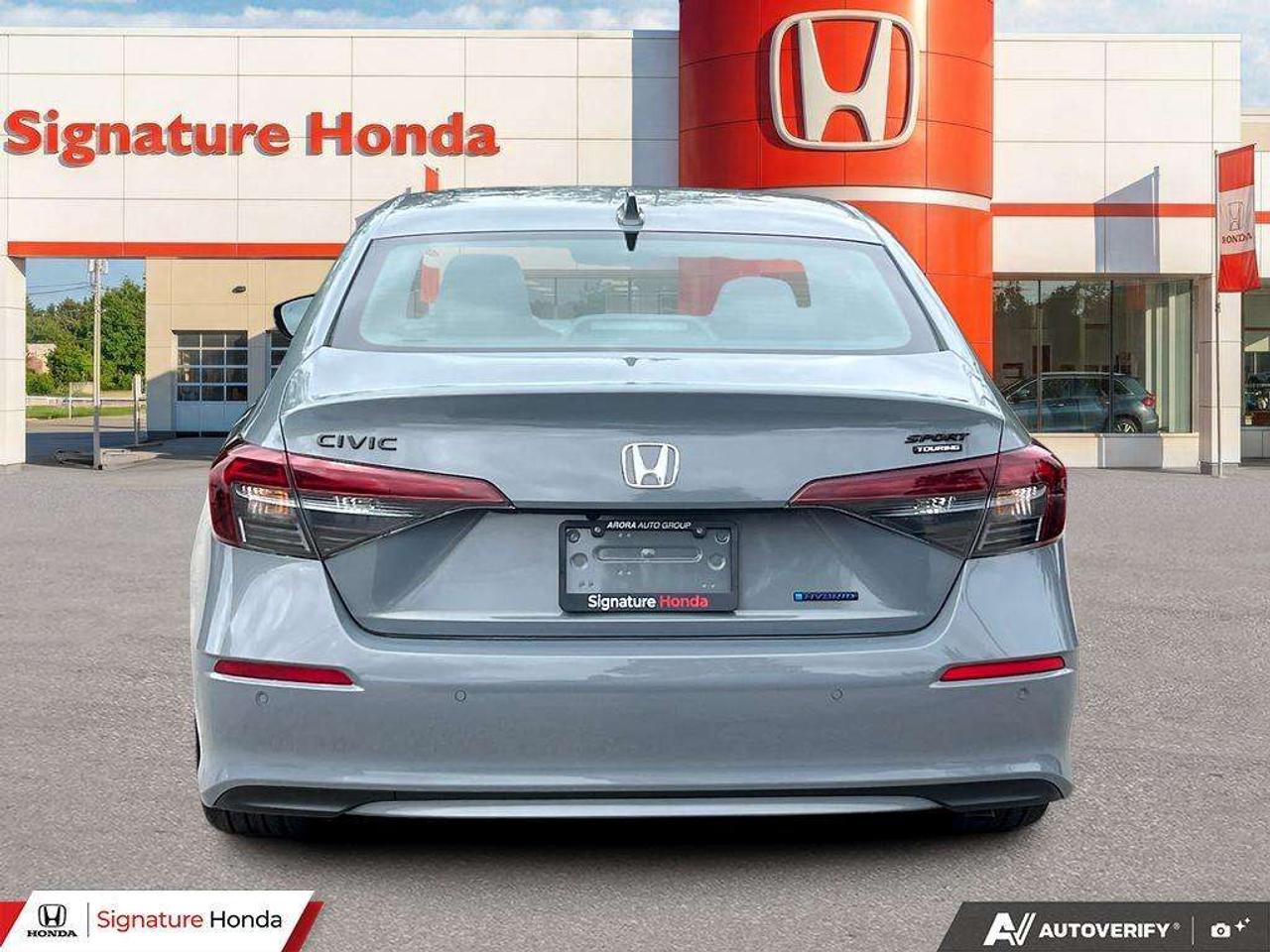 2026 Honda Civic Sport Touring Photo4