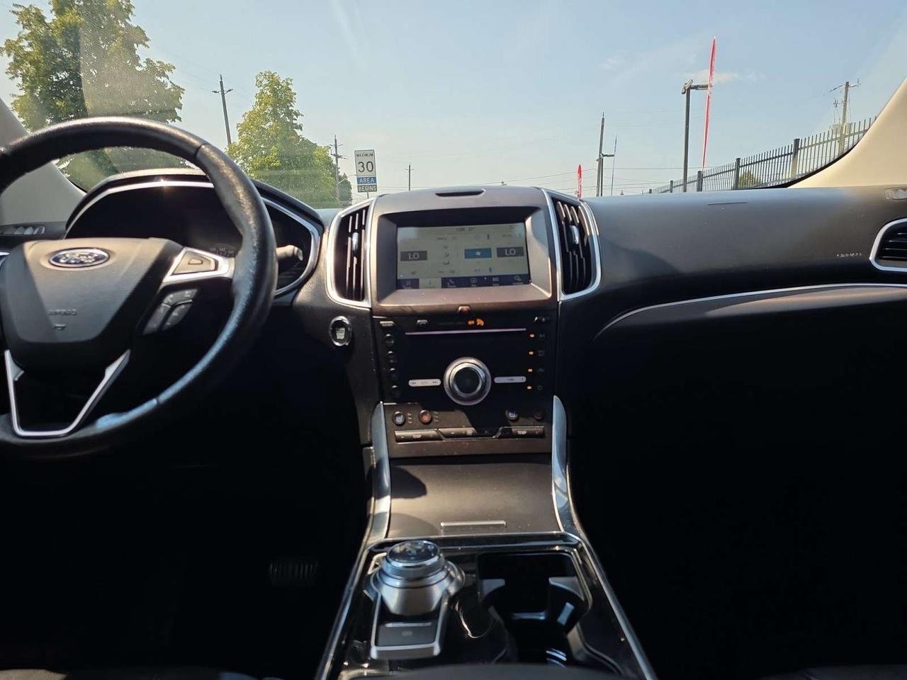 2019 Ford Edge Titanium AWD * DRIVER ASSIST / PANORAMIC ROOF / BANG & OLUFSEN SOUND Photo