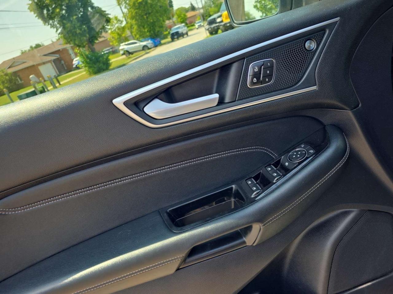2019 Ford Edge Titanium AWD * DRIVER ASSIST / PANORAMIC ROOF / BANG & OLUFSEN SOUND Photo