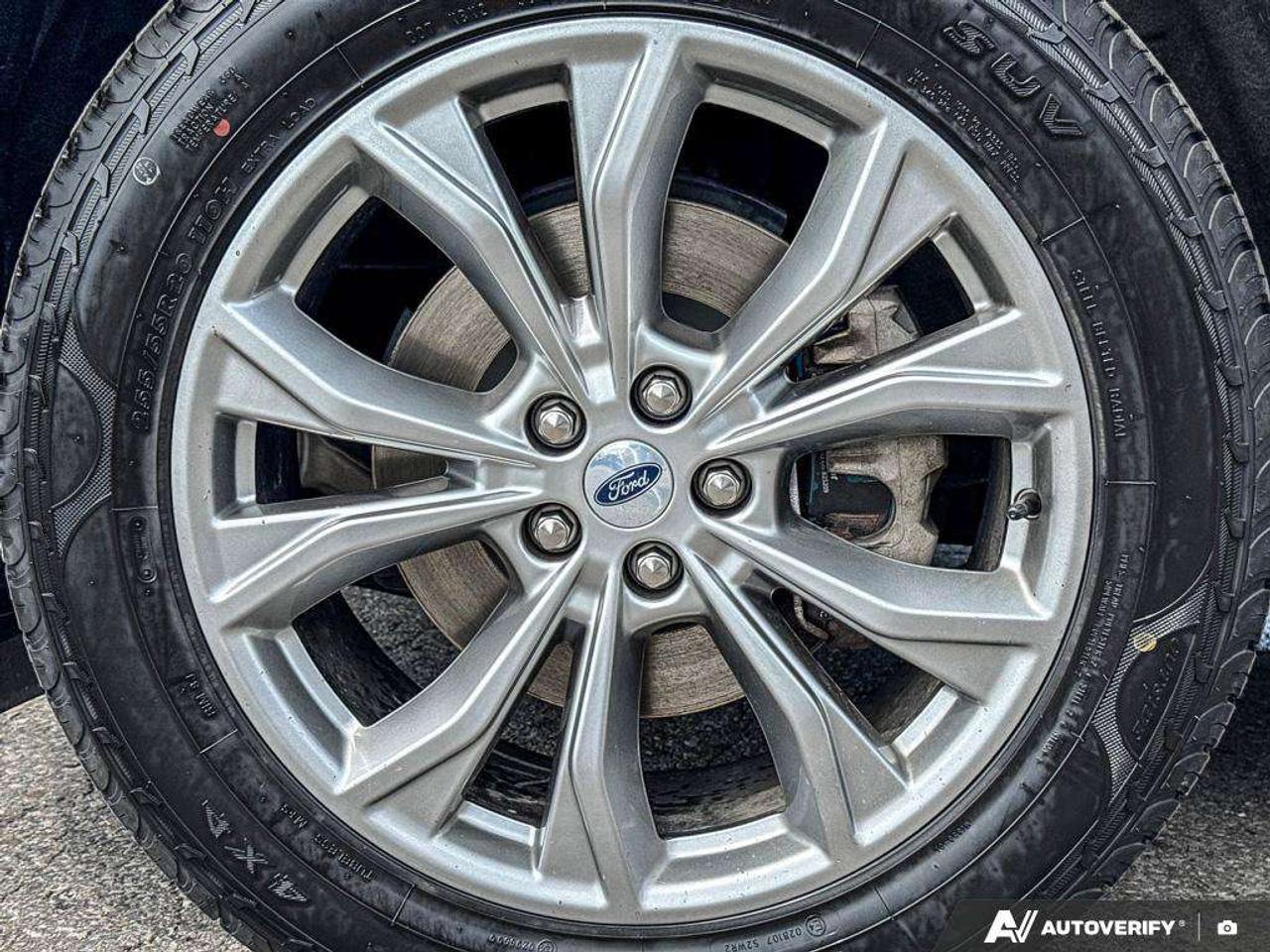 2023 Ford Explorer Limited   MOONROOF   LTHR   HTD STEER WHEEL Photo
