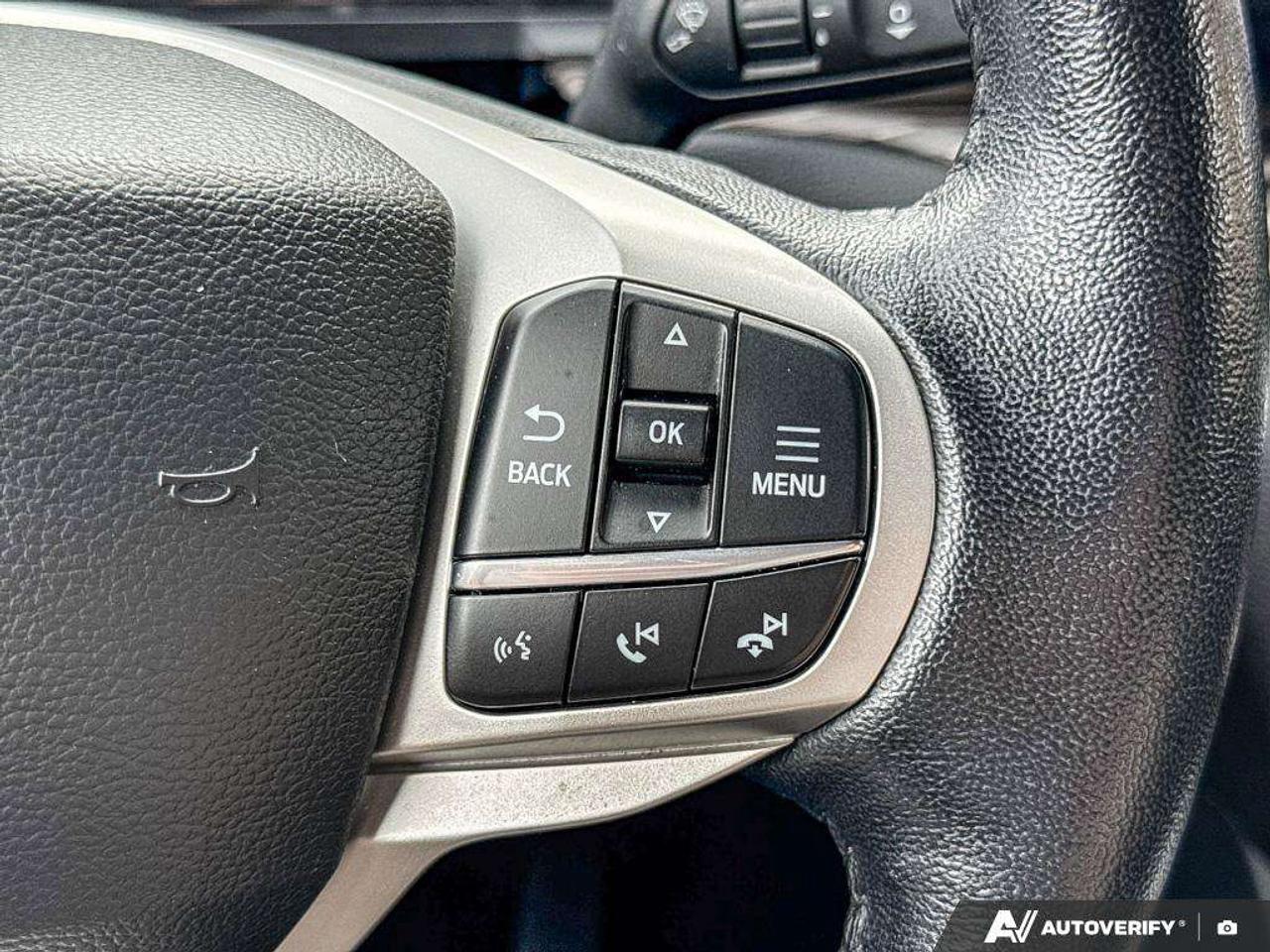 2023 Ford Explorer Limited   MOONROOF   LTHR   HTD STEER WHEEL Photo