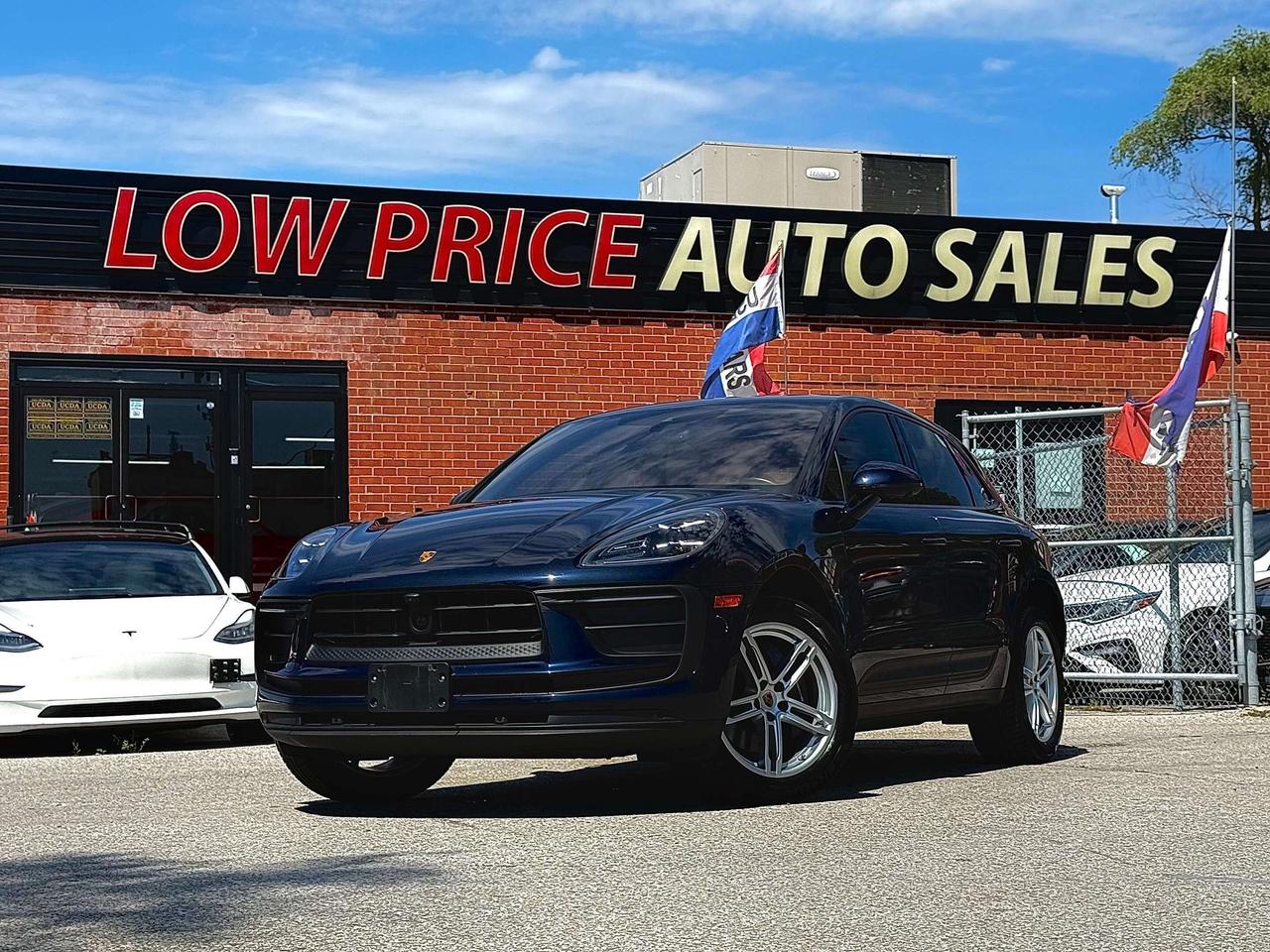 2023 Porsche Macan No Accidents l One Owner l AWD l Porsche Warranty Photo0