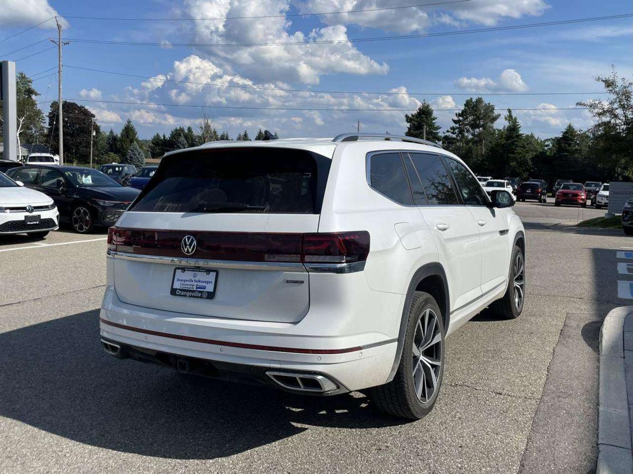 2025 Volkswagen Atlas Execline 2.0 TSI 4MOTION Photo4