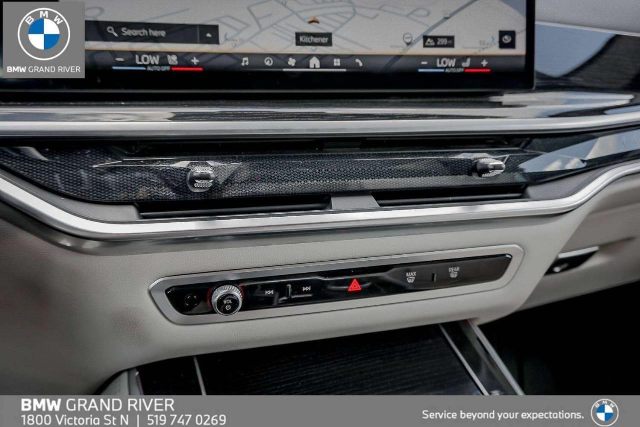 2024 BMW X5 xDrive40i 4dr All-Wheel Drive Sports Activity Vehicle Photo