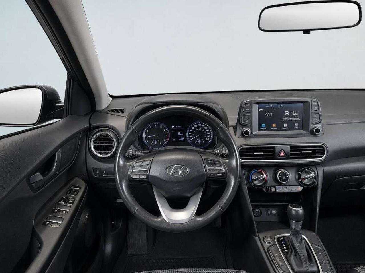 2020 Hyundai KONA Preferred      Blind Spot Assist   Lane Assist   Touchscreen  Apple CarPlay/Android Auto   Clean CARFAX   Heated Front se Photo