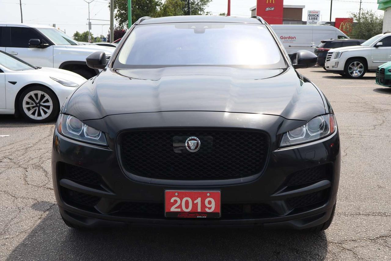 2019 Jaguar F-PACE 25t Prestige Photo1