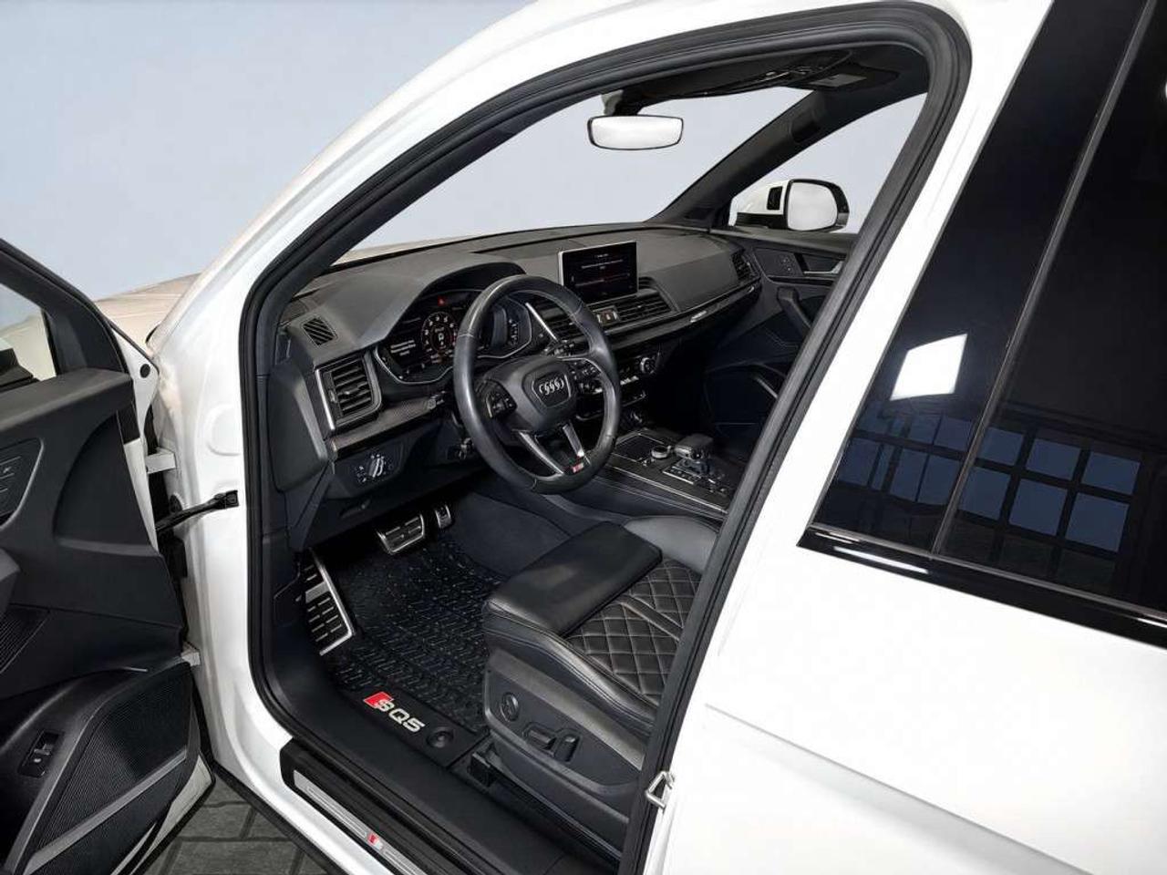2020 Audi SQ5 45 TFSI quattro   NAVI   Leather   Sunroof   Drive Assist   Audi Genuine Base Carrier Included Photo