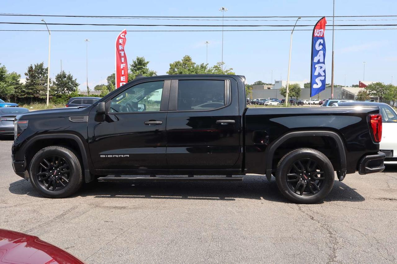 2023 GMC Sierra 1500 Pro Crew Cab 4WD Photo