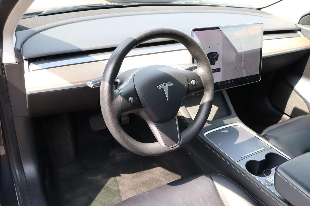 2021 Tesla Model 3 Standard Range Plus No Accident $72/Weekly Photo