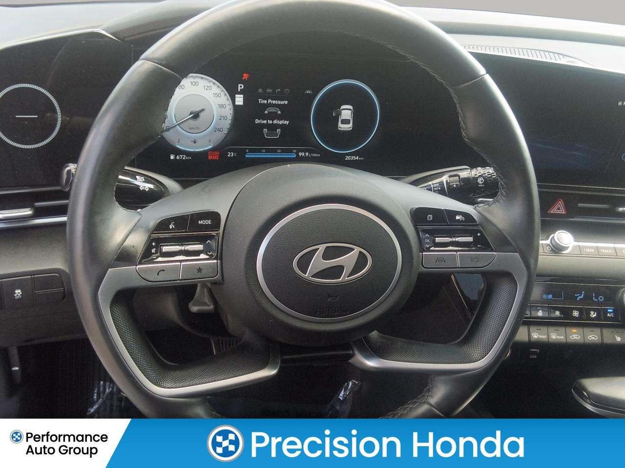 2025 Hyundai Elantra Preferred Leather Sunroof Alloy Wheels Navigation Photo