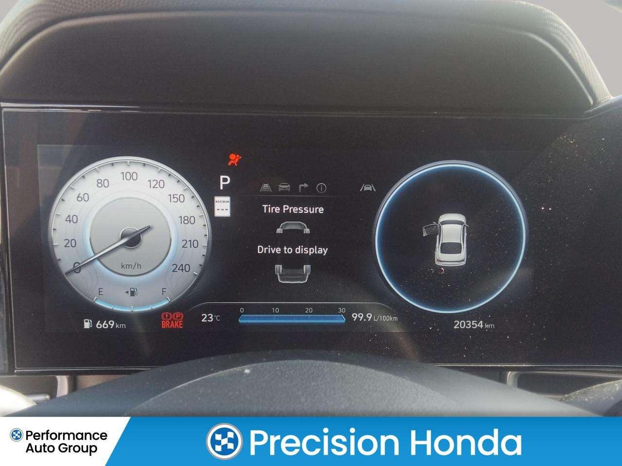 2025 Hyundai Elantra Preferred Leather Sunroof Alloy Wheels Navigation Photo