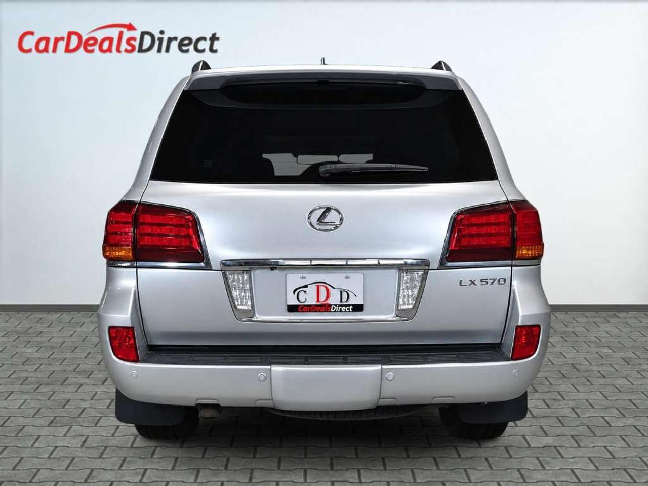 2011 Lexus LX 570 LX 570 / NAVI / Leather / Sunroof / Heated & Cooled Seats / 360 Camera / 4WD Photo