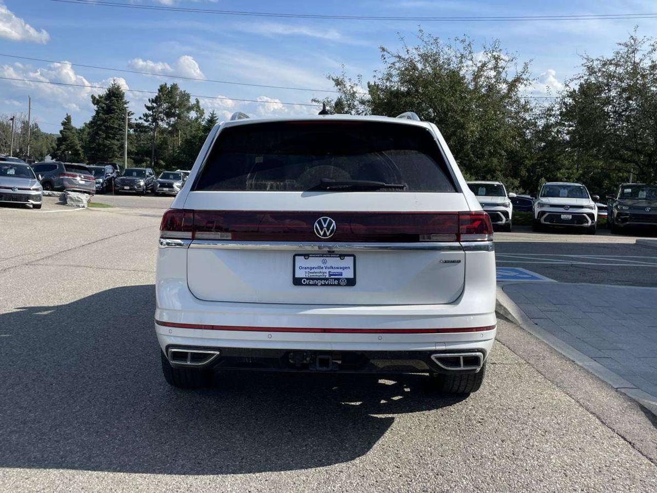 2025 Volkswagen Atlas Execline 2.0 TSI 4MOTION Photo