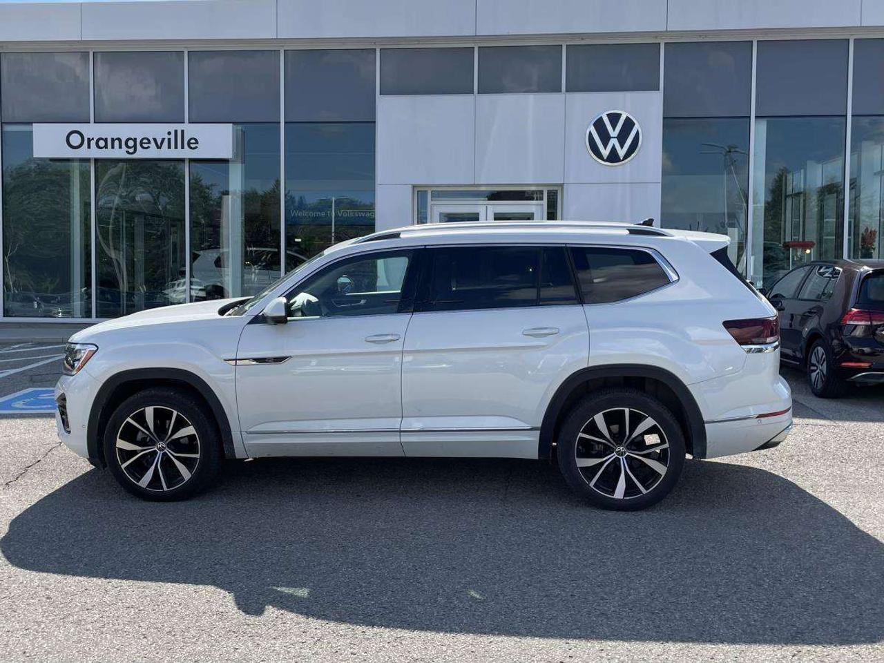 2025 Volkswagen Atlas Execline 2.0 TSI 4MOTION Photo5
