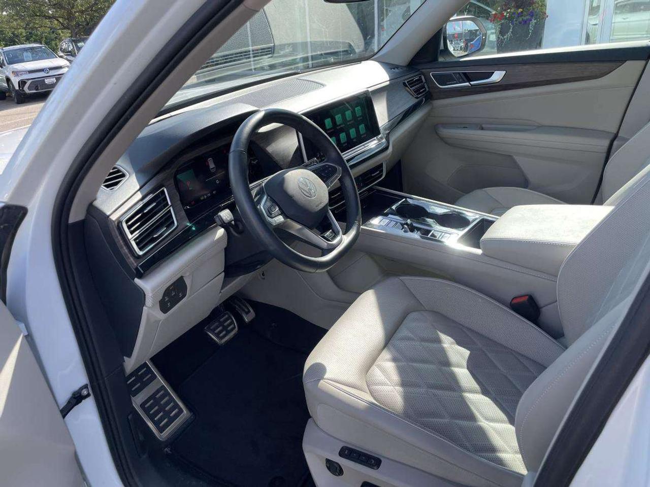 2025 Volkswagen Atlas Execline 2.0 TSI 4MOTION Photo
