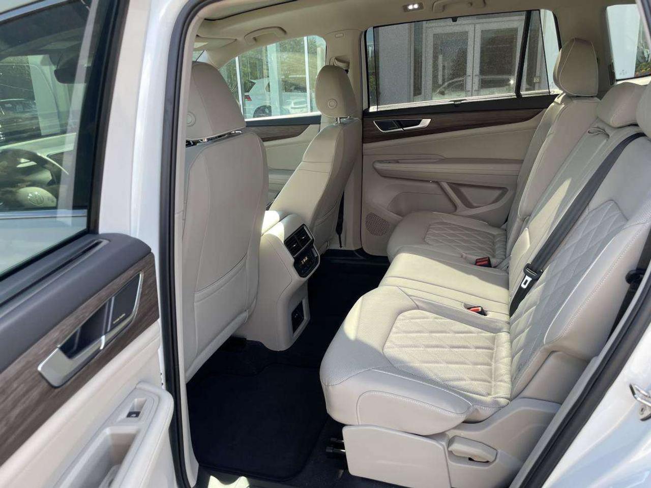 2025 Volkswagen Atlas Execline 2.0 TSI 4MOTION Photo