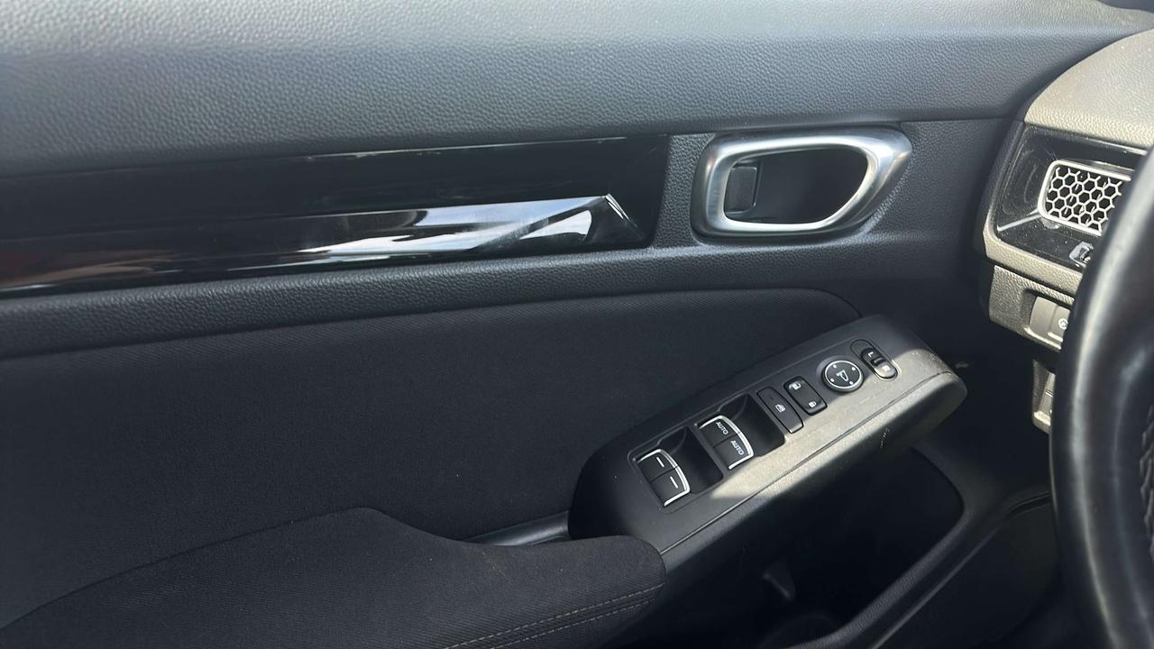 2023 Honda Civic EX Photo