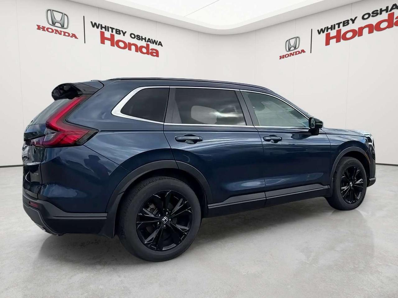 2025 Honda CR-V Touring Photo