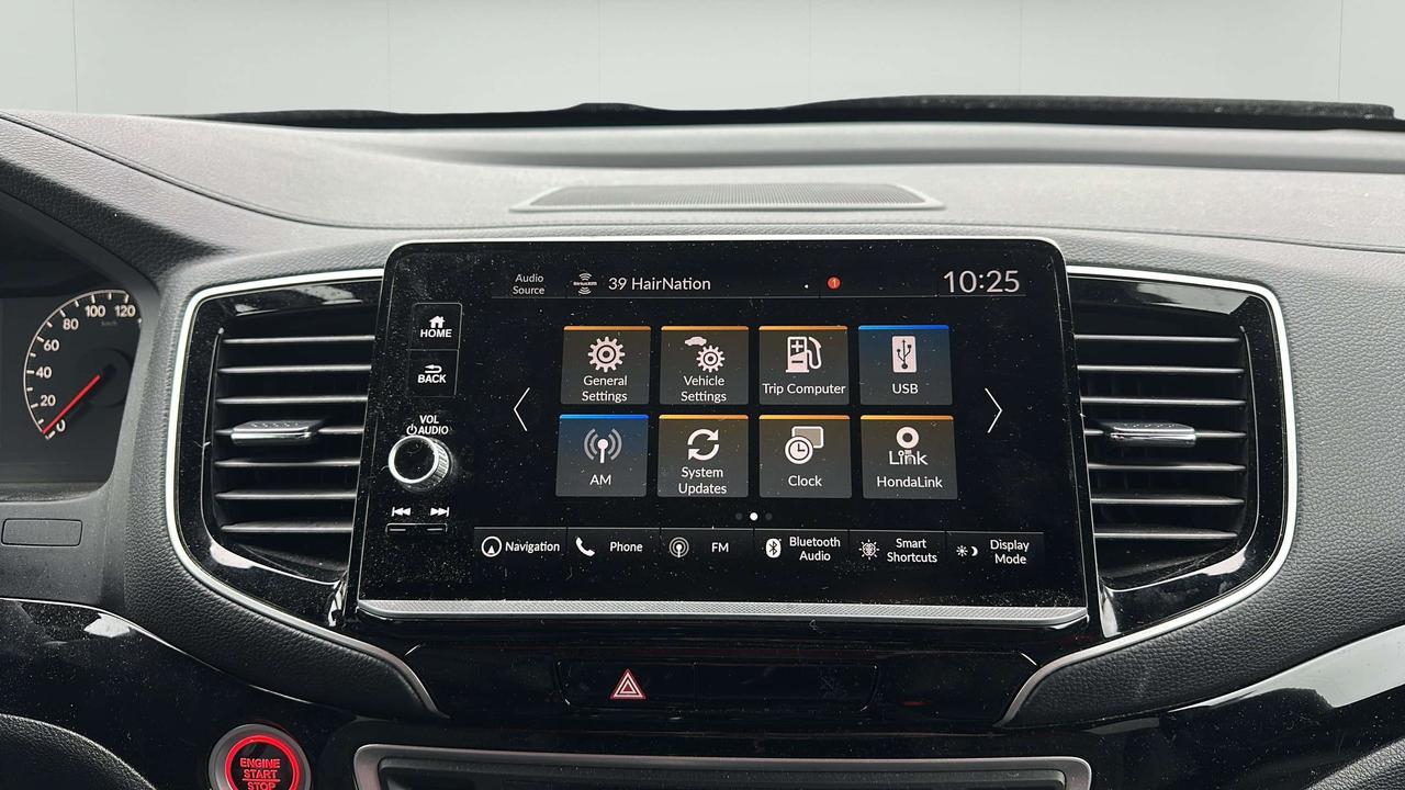 2025 Honda Ridgeline Black Edition Photo