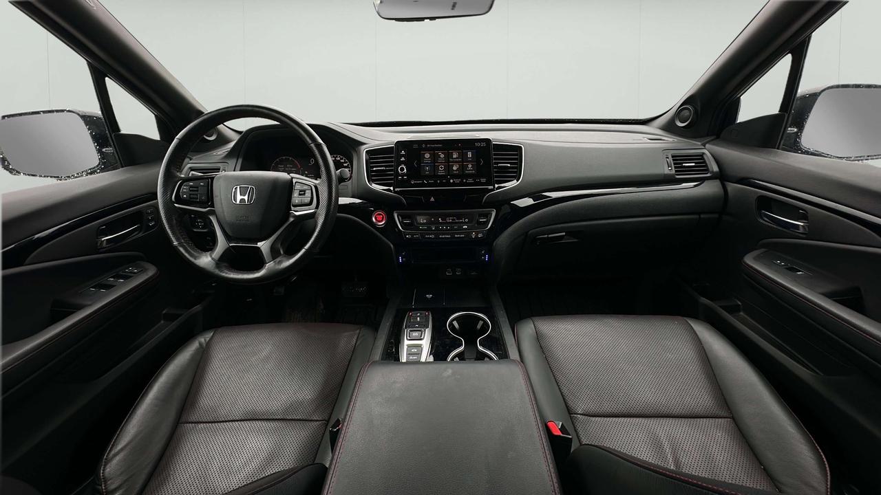 2025 Honda Ridgeline Black Edition Photo