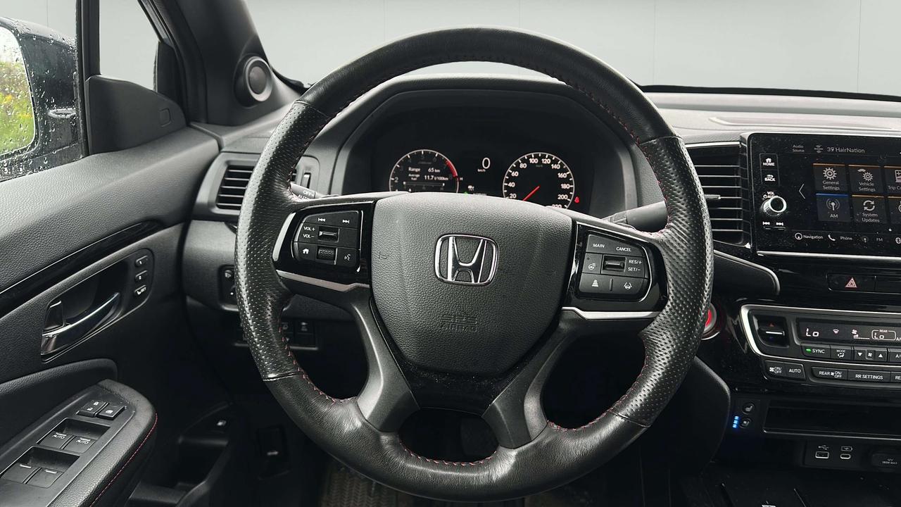2025 Honda Ridgeline Black Edition Photo