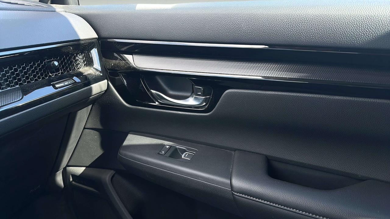 2026 Honda CR-V Sport Photo
