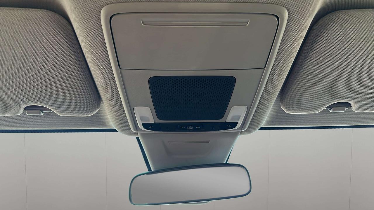2025 Honda CR-V LX Photo