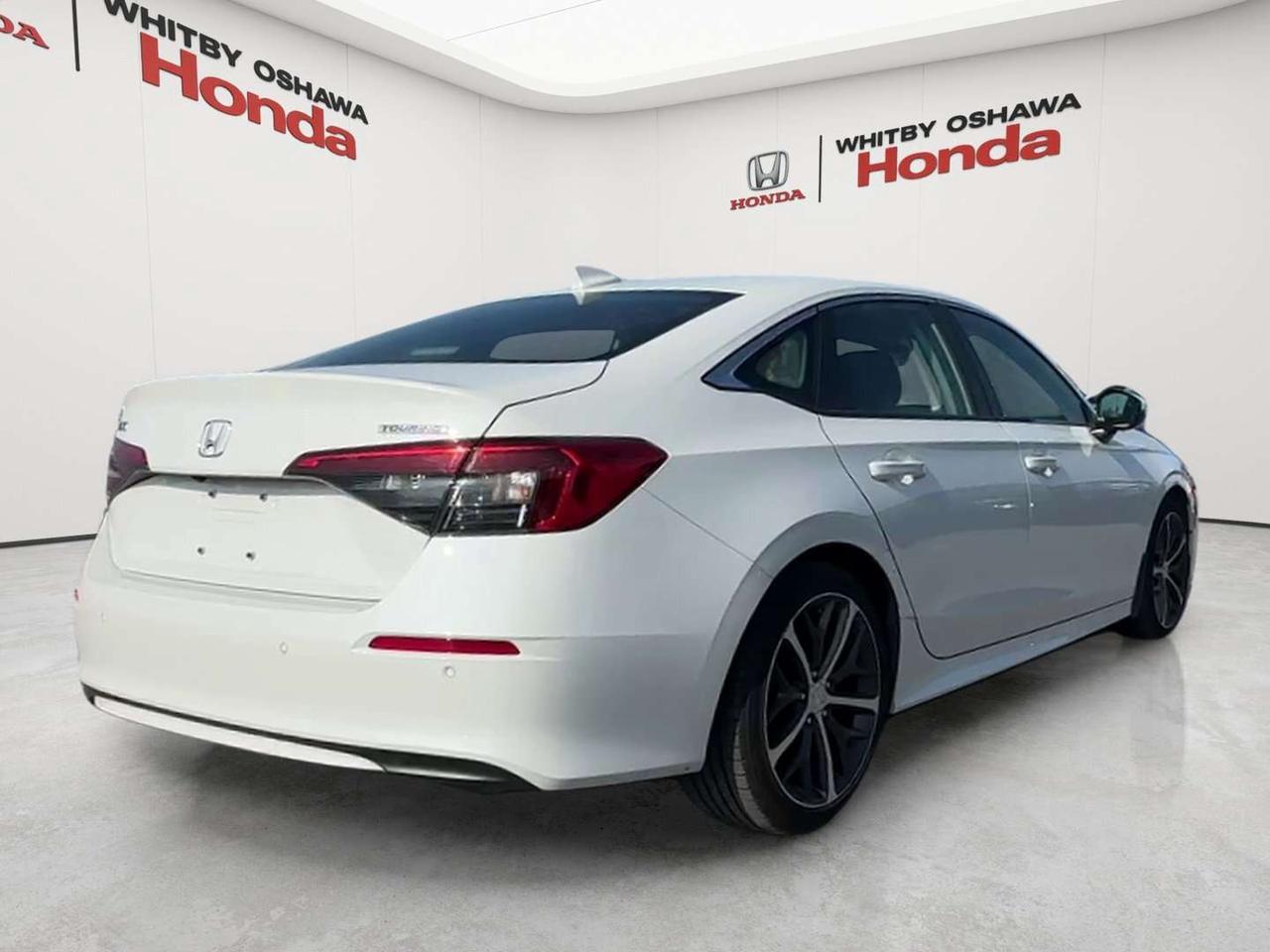 2024 Honda Civic Touring Photo