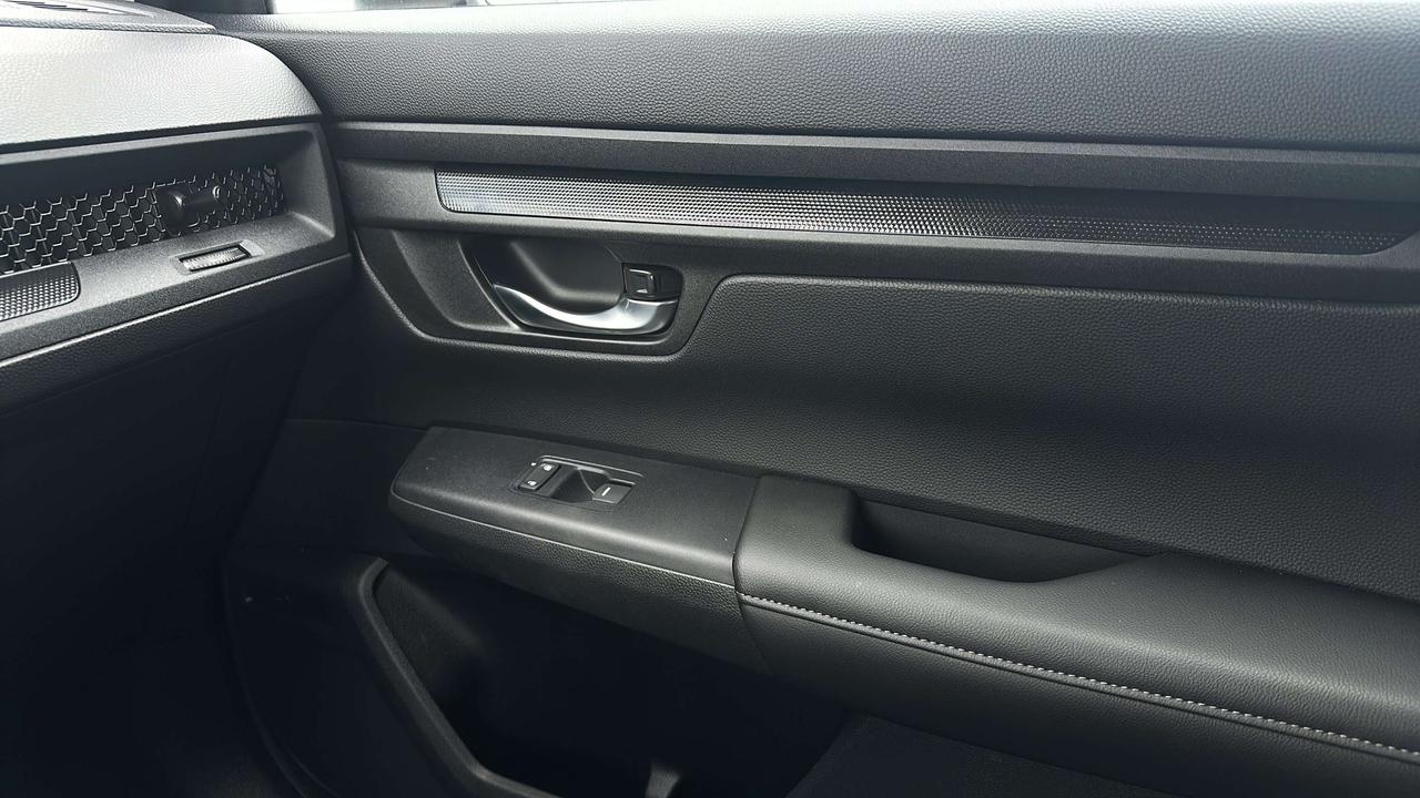 2026 Honda CR-V LX Photo