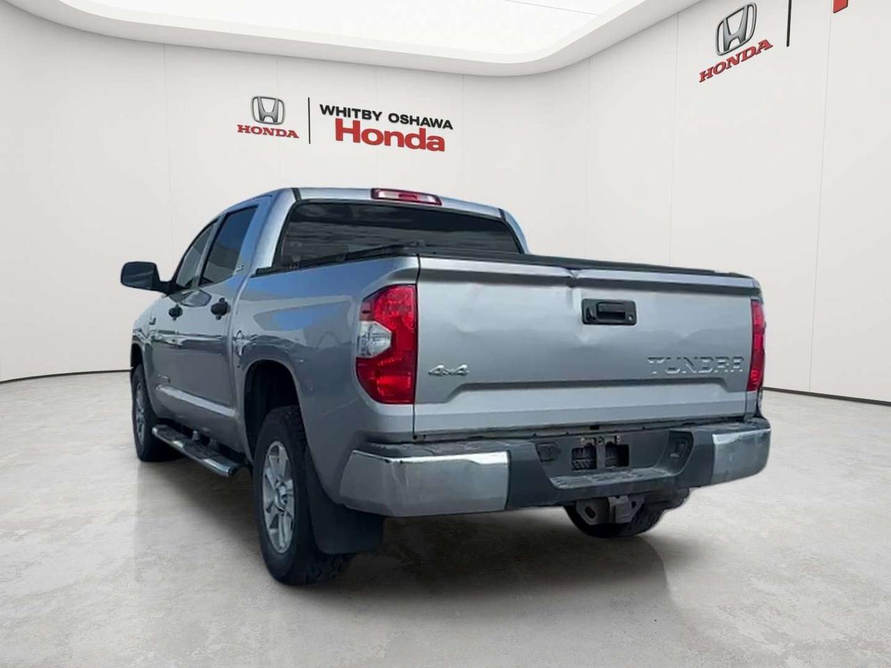 2015 Toyota Tundra SR5 Photo
