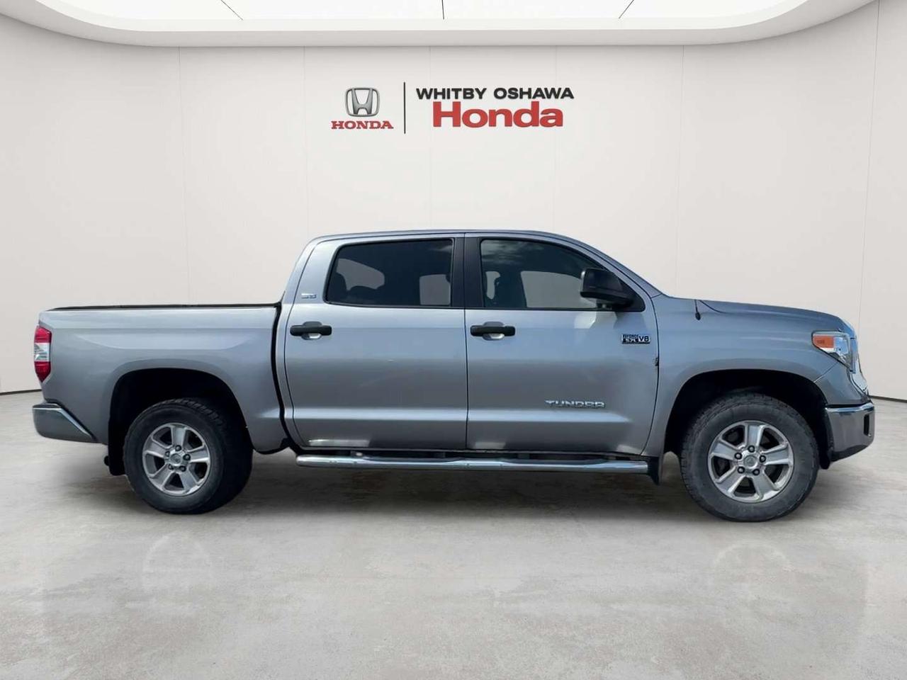 2015 Toyota Tundra SR5 Photo