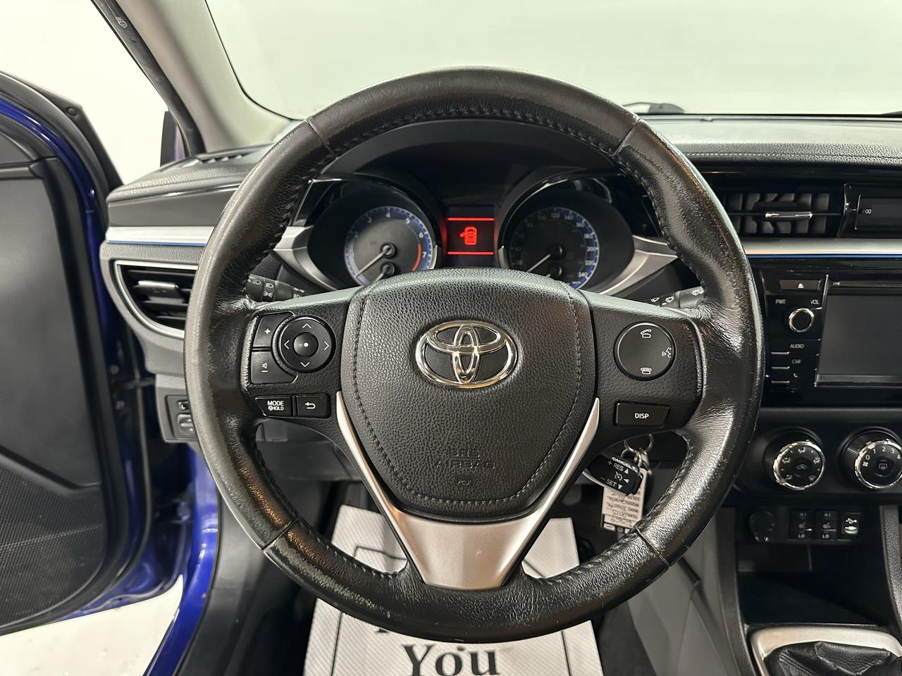 2015 Toyota Corolla S Photo28