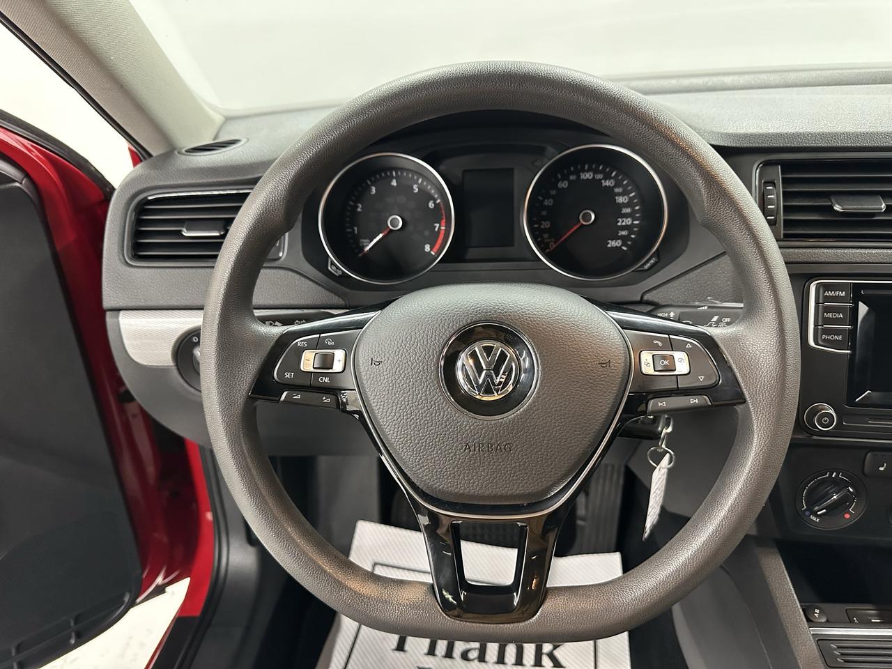2016 Volkswagen Jetta 4dr 1.4 TSI Auto Trendline+ Photo28