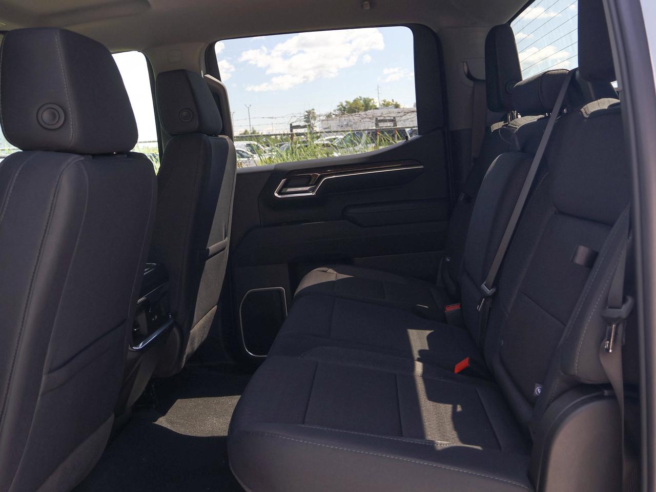 2026 GMC Sierra 1500 ELEVATION Photo