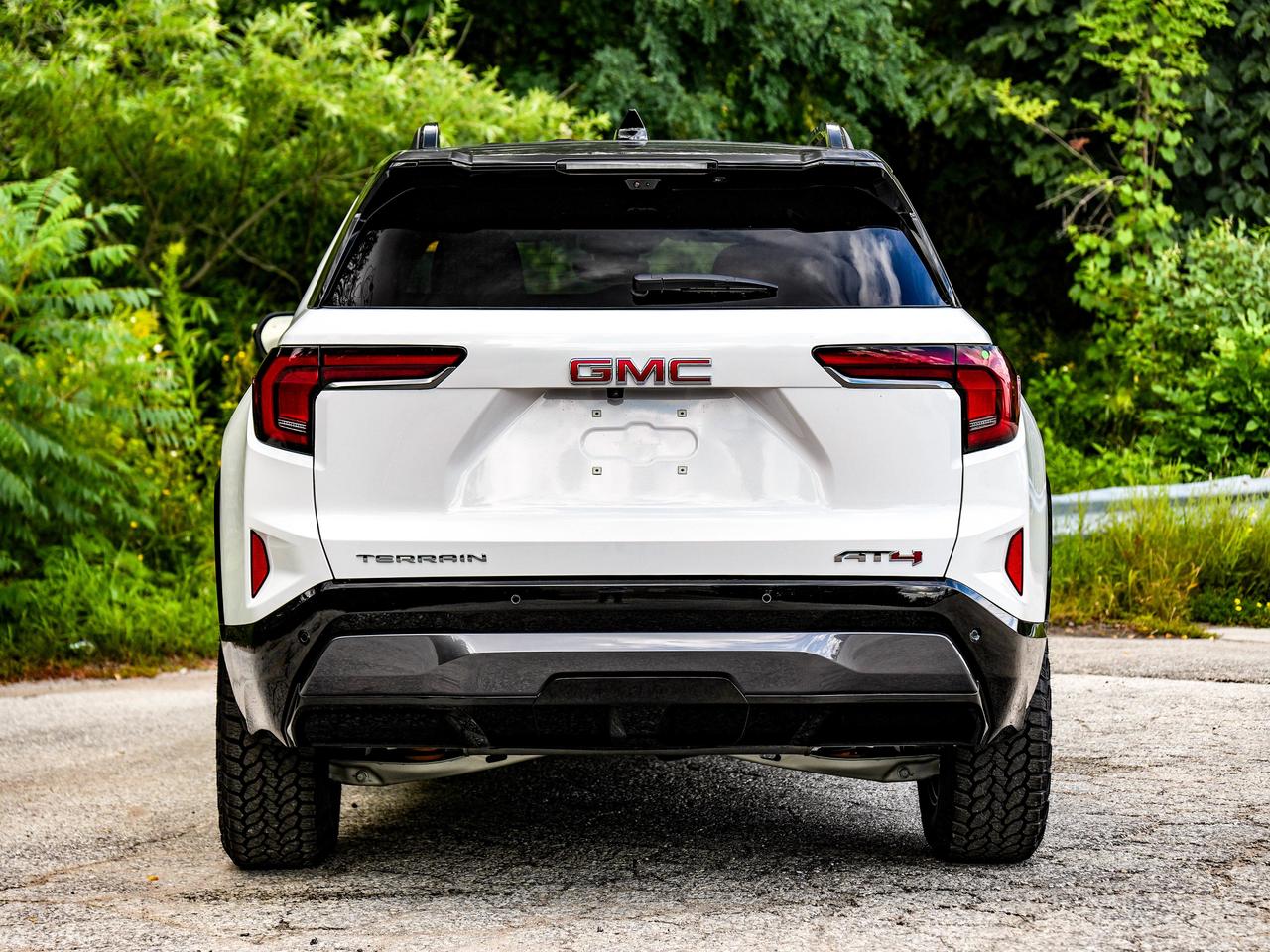 2027 GMC Terrain AWD AT4 Photo