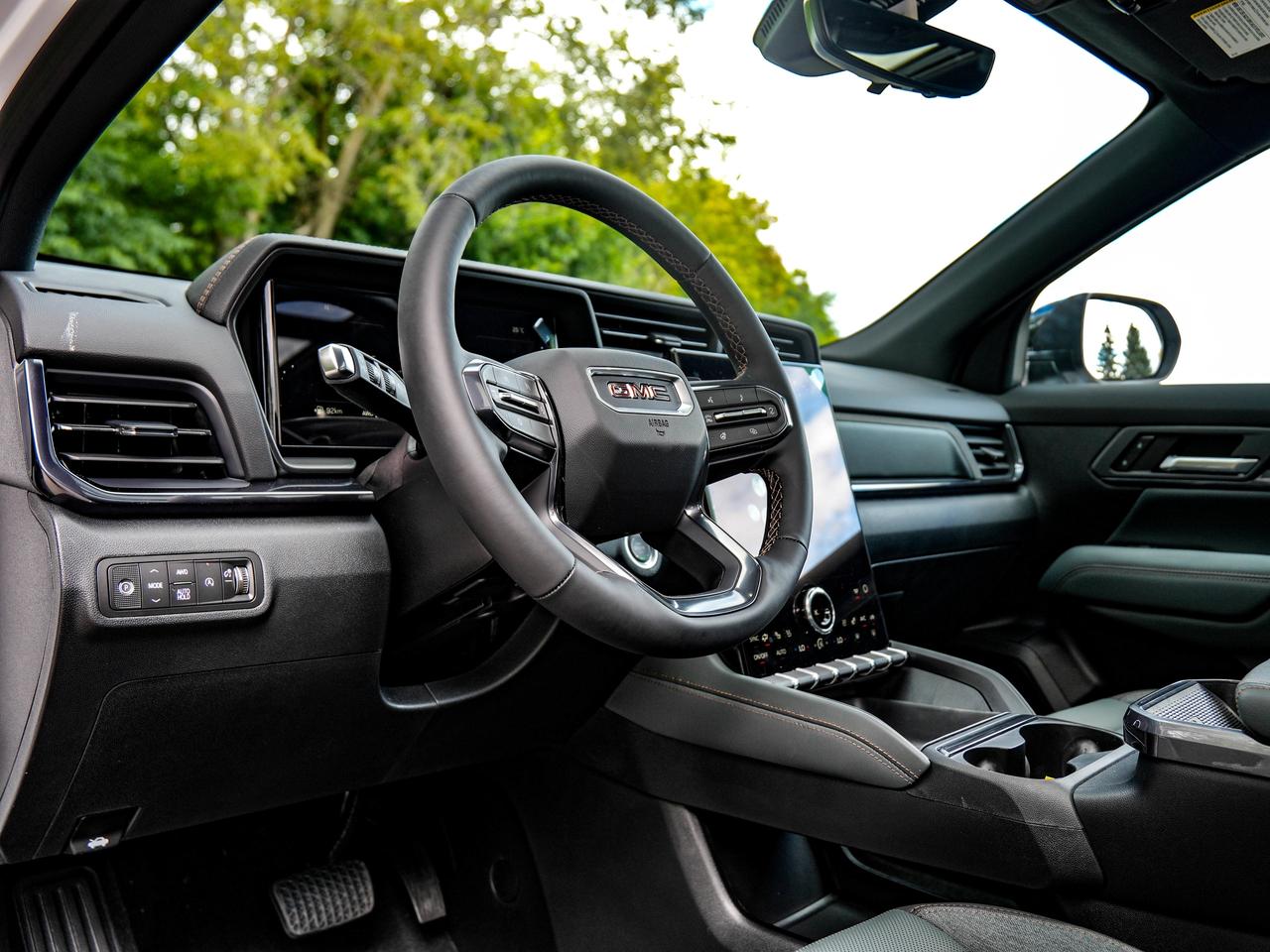 2027 GMC Terrain AWD AT4 Photo